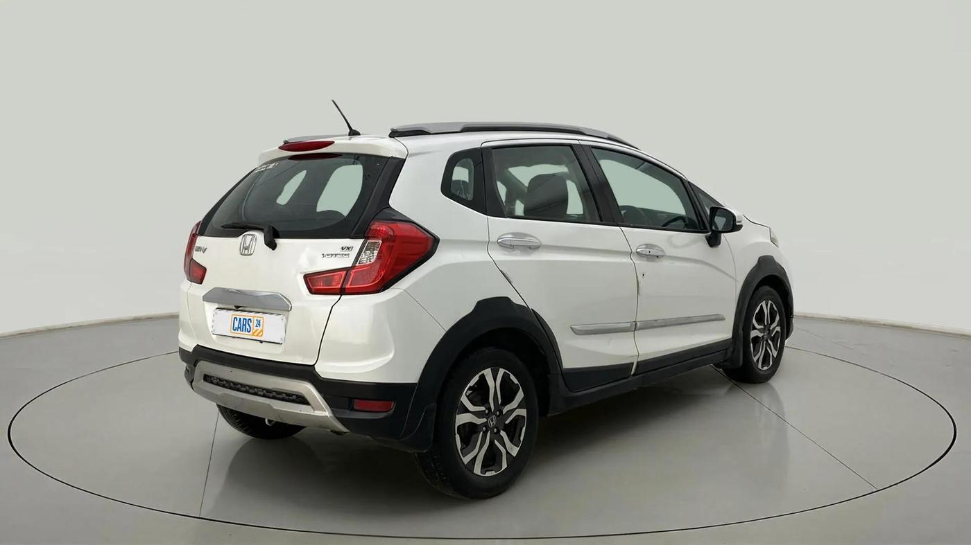 2018 Honda WR-V 1.5L I-DTEC VX MT, Diesel, Manual, 1,29,536 km, Right Back Diagonal