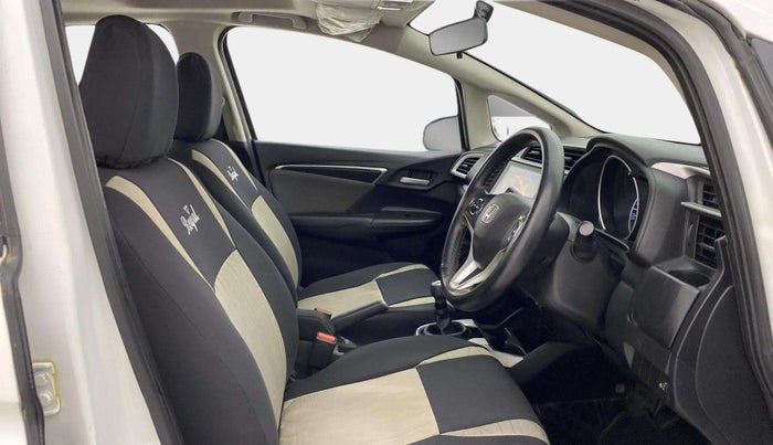 2018 Honda WR-V 1.5L I-DTEC VX MT, Diesel, Manual, 1,29,963 km, Right Side Front Door Cabin