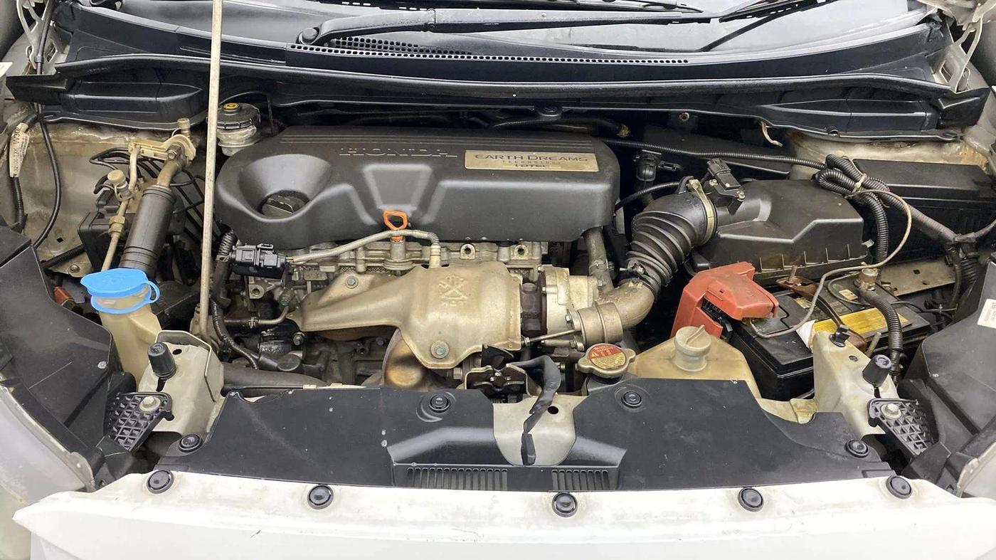 2018 Honda WR-V 1.5L I-DTEC VX MT, Diesel, Manual, 1,29,536 km, Engine View