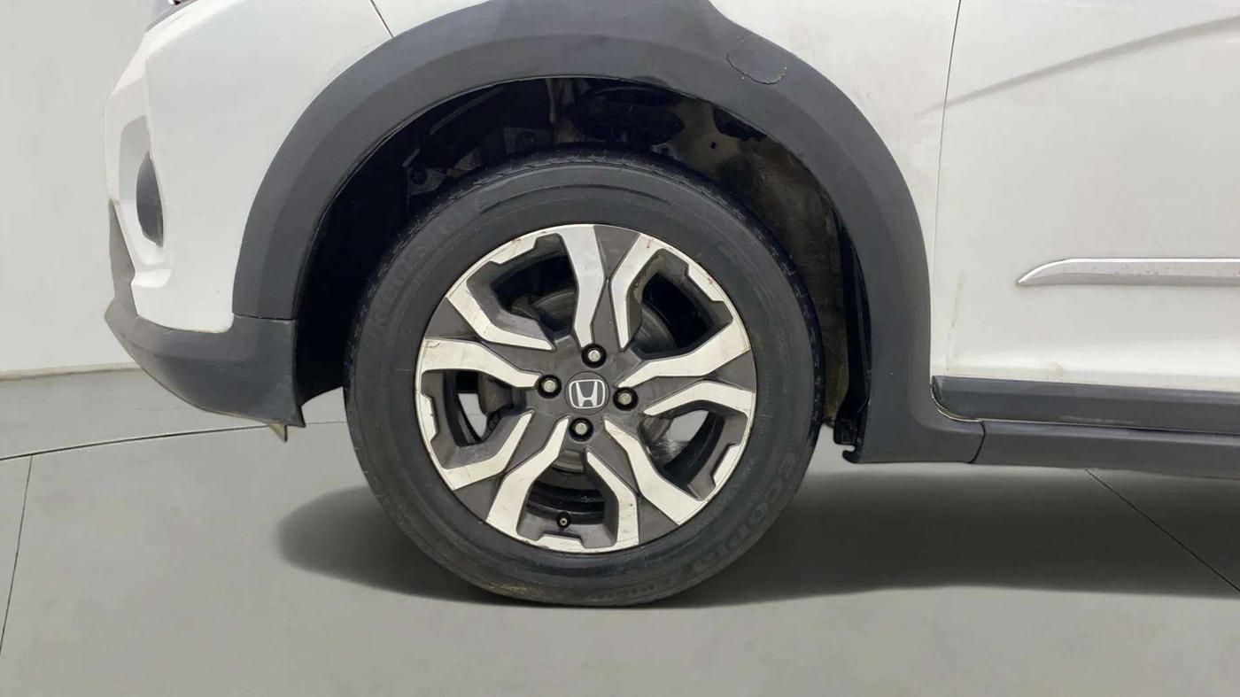 2018 Honda WR-V 1.5L I-DTEC VX MT, Diesel, Manual, 1,29,536 km, Left Front Wheel