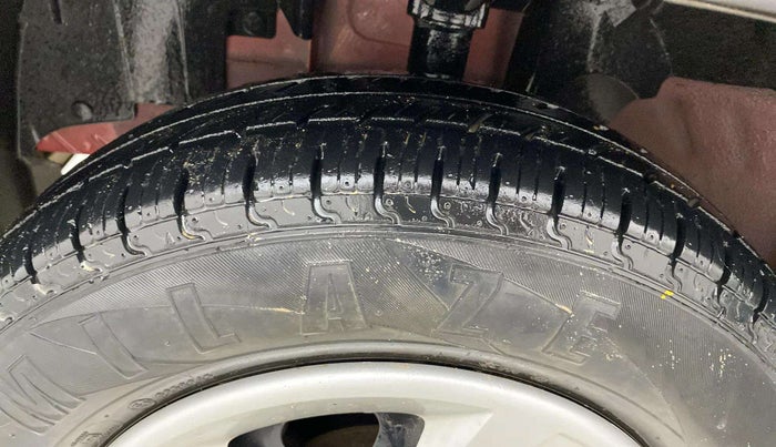2018 Renault Kwid RXT 0.8, Petrol, Manual, 18,713 km, Left Front Tyre Tread
