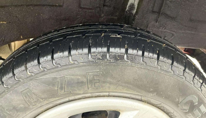 2018 Renault Kwid RXT 0.8, Petrol, Manual, 18,713 km, Left Rear Tyre Tread