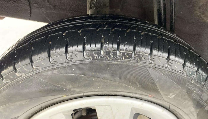 2018 Renault Kwid RXT 0.8, Petrol, Manual, 18,713 km, Right Rear Tyre Tread