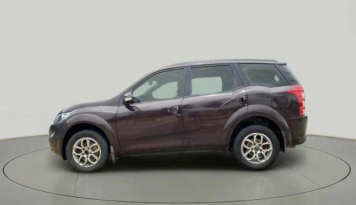 2016 Mahindra XUV500 W4, Diesel, Manual, 1,01,301 km, Left Side