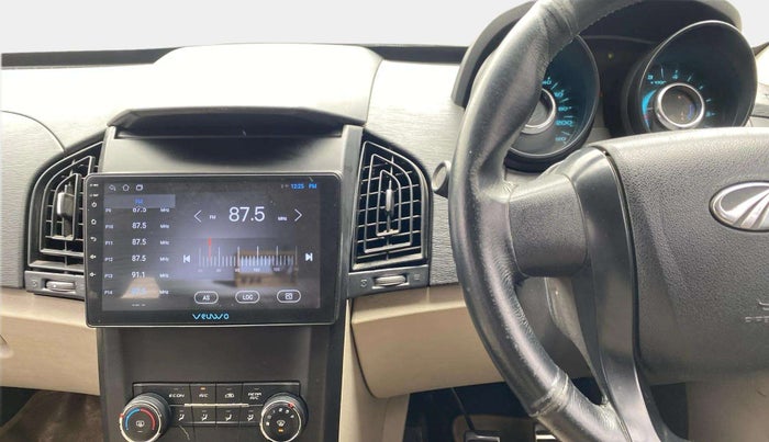 2016 Mahindra XUV500 W4, Diesel, Manual, 1,01,301 km, Air Conditioner