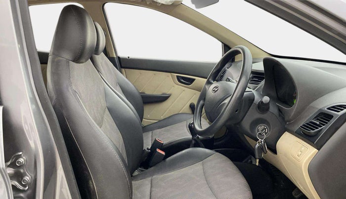 2012 Hyundai Eon D-LITE+, Petrol, Manual, 25,766 km, Right Side Front Door Cabin