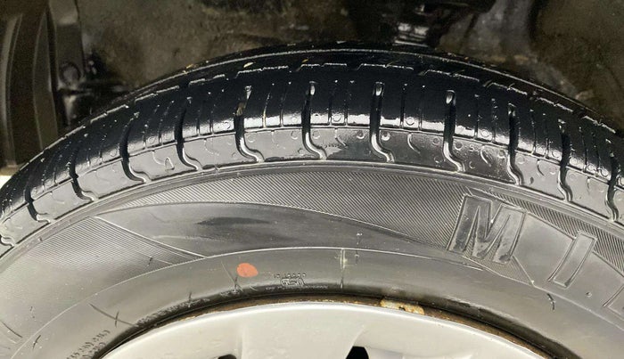 2017 Maruti Wagon R 1.0 LXI, Petrol, Manual, 56,720 km, Left Front Tyre Tread