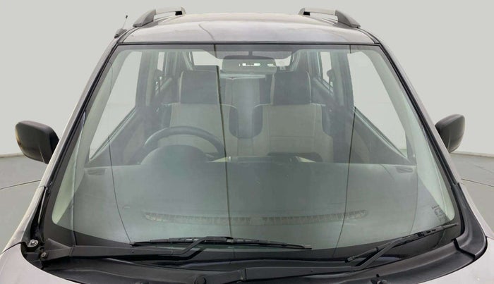 2017 Maruti Wagon R 1.0 LXI, Petrol, Manual, 56,720 km, Front Windshield