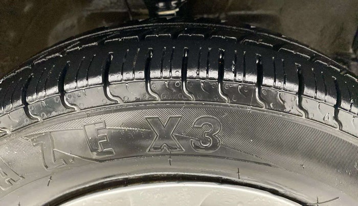 2017 Maruti Wagon R 1.0 LXI, Petrol, Manual, 56,720 km, Right Front Tyre Tread