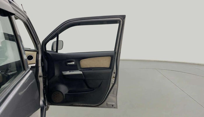 2017 Maruti Wagon R 1.0 LXI, Petrol, Manual, 56,720 km, RHS Front Door