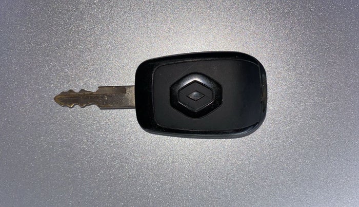 2021 Renault Kwid RXL, Petrol, Manual, 39,800 km, Key Close Up