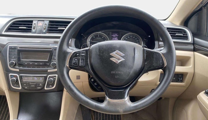2015 Maruti Ciaz VDI +, Diesel, Manual, 1,47,479 km, Steering Wheel Close Up