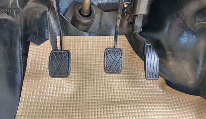 2019 Maruti New Wagon-R VXI 1.0, CNG, Manual, 40,206 km, Pedals