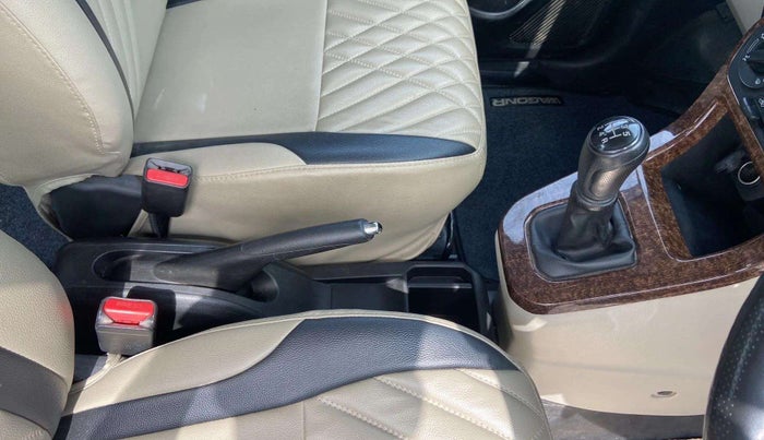 2019 Maruti New Wagon-R VXI 1.0, CNG, Manual, 40,206 km, Gear Lever