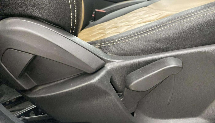 2019 Ford FREESTYLE TITANIUM PLUS 1.5 DIESEL, Diesel, Manual, 72,556 km, Driver Side Adjustment Panel