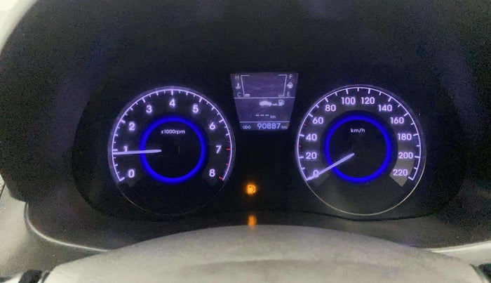 2015 Hyundai Verna FLUIDIC 4S 1.6 VTVT S(O), Petrol, Manual, 90,886 km, Odometer Image