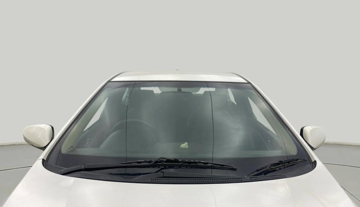 2015 Hyundai Verna FLUIDIC 4S 1.6 VTVT S(O), Petrol, Manual, 90,886 km, Front Windshield