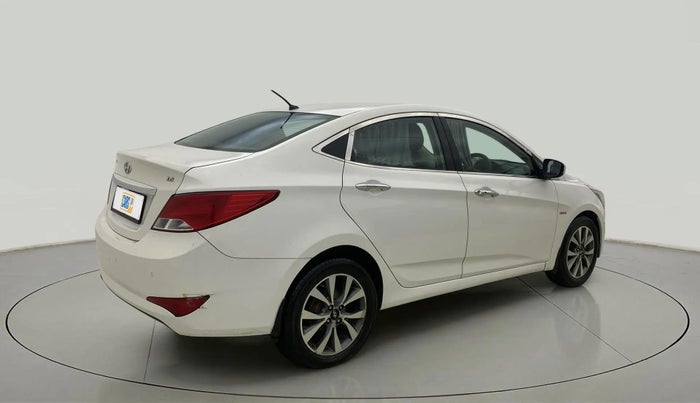 2015 Hyundai Verna FLUIDIC 4S 1.6 VTVT S(O), Petrol, Manual, 90,886 km, Right Back Diagonal