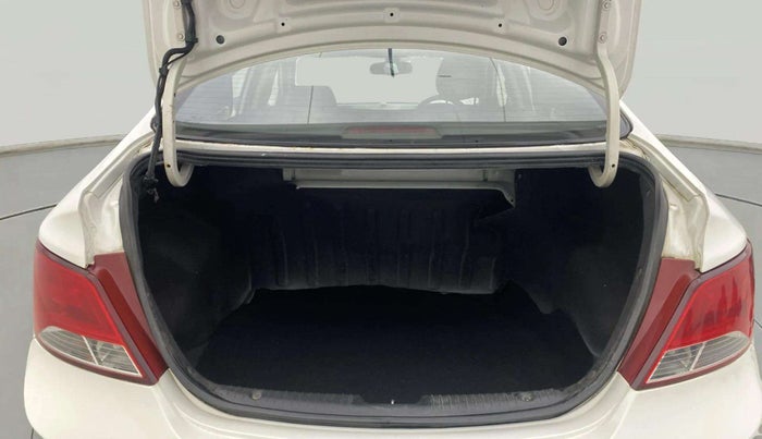 2015 Hyundai Verna FLUIDIC 4S 1.6 VTVT S(O), Petrol, Manual, 90,886 km, Boot Open Zoomed View