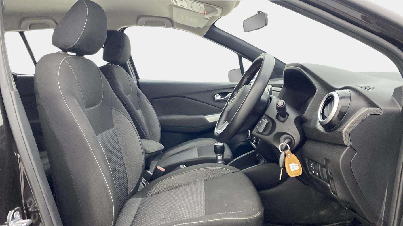 2022 Nissan Kicks XV 1.5, Petrol, Manual, 23,979 km, Right Side Front Door Cabin