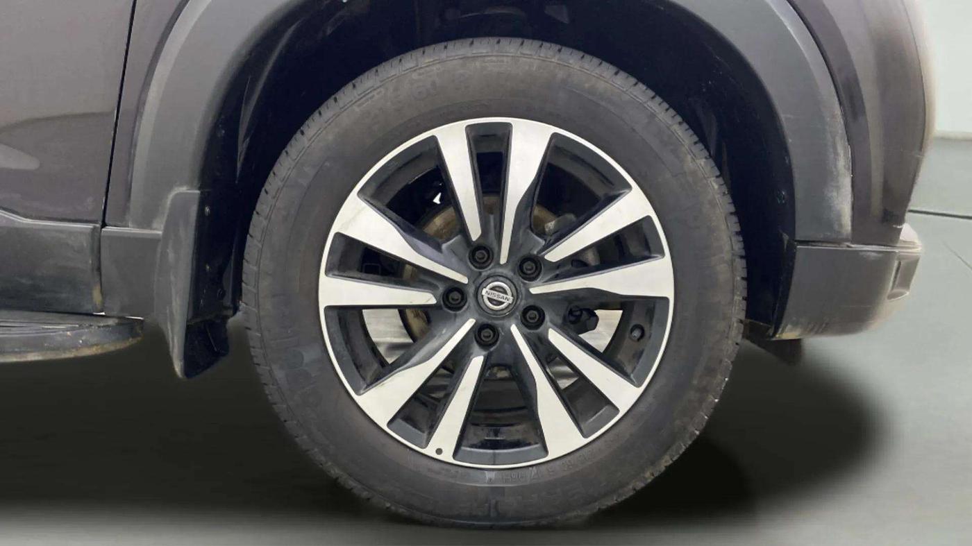 2022 Nissan Kicks XV 1.5, Petrol, Manual, 23,979 km, Right Front Wheel