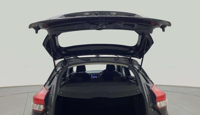 2022 Nissan Kicks XV 1.5, Petrol, Manual, 23,925 km, Boot Door Open