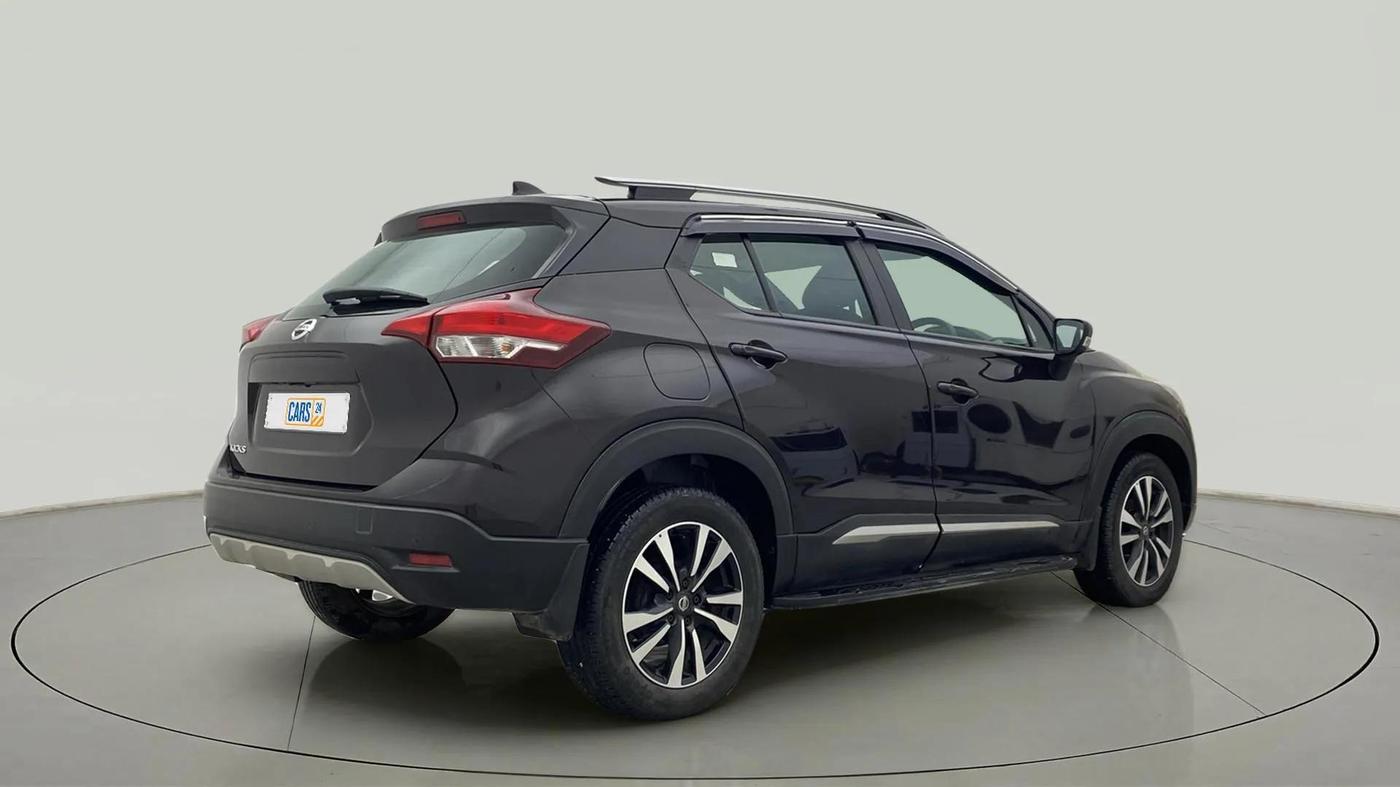 2022 Nissan Kicks XV 1.5, Petrol, Manual, 23,979 km, Right Back Diagonal