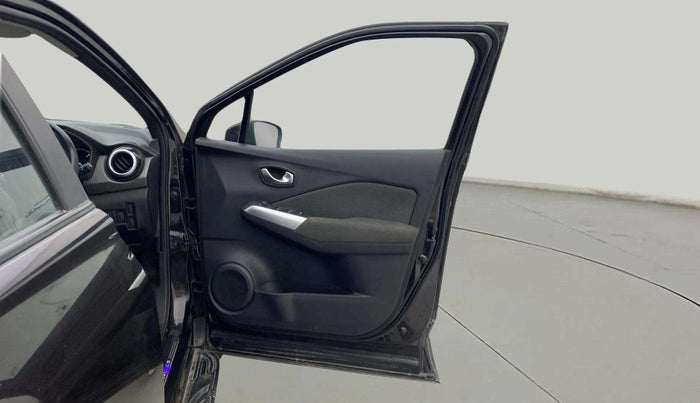 2022 Nissan Kicks XV 1.5, Petrol, Manual, 23,925 km, RHS Front Door