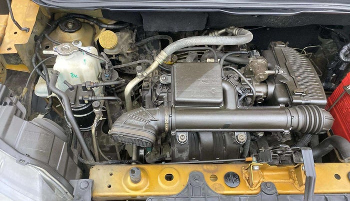 2019 Renault TRIBER RXT, Petrol, Manual, 39,693 km, Engine View - Right