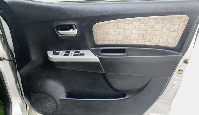 2016 Maruti Wagon R 1.0 VXI AMT, Petrol, Automatic, 50,760 km, Driver Side Door Panels Control