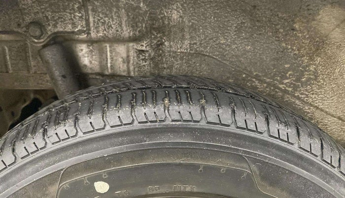 2016 Maruti Wagon R 1.0 VXI AMT, Petrol, Automatic, 50,760 km, Right Rear Tyre Tread