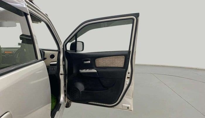 2016 Maruti Wagon R 1.0 VXI AMT, Petrol, Automatic, 50,760 km, RHS Front Door