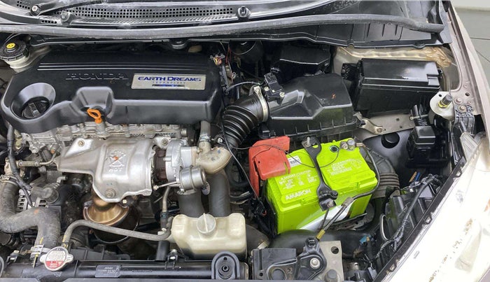 2016 Honda City 1.5L I-DTEC V, Diesel, Manual, 1,11,603 km, Engine View - Left