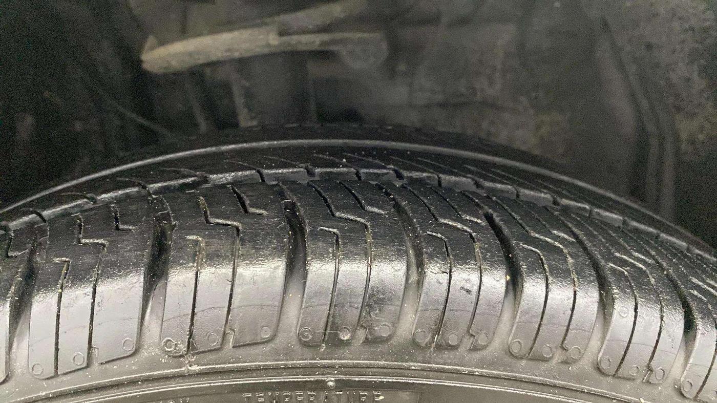 2018 Toyota YARIS G MT, Petrol, Manual, 83,047 km, Right Front Tyre Tread