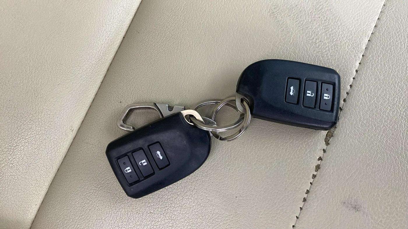 2018 Toyota YARIS G MT, Petrol, Manual, 83,047 km, Key Close Up