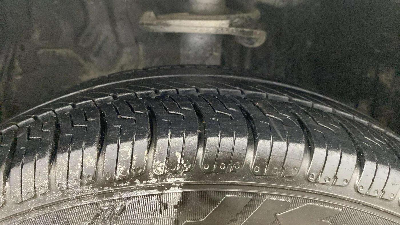2018 Toyota YARIS G MT, Petrol, Manual, 83,047 km, Left Front Tyre Tread
