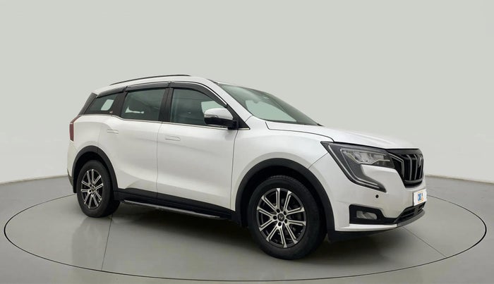2022 Mahindra XUV700 AX 7 P MT 7 STR, Petrol, Manual, 25,833 km, Right Front Diagonal