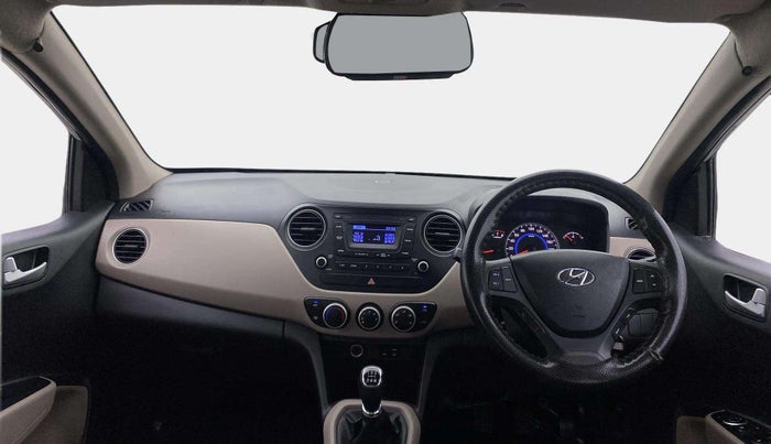 2016 Hyundai Grand i10 SPORTZ 1.2 KAPPA VTVT, Petrol, Manual, 47,592 km, Dashboard