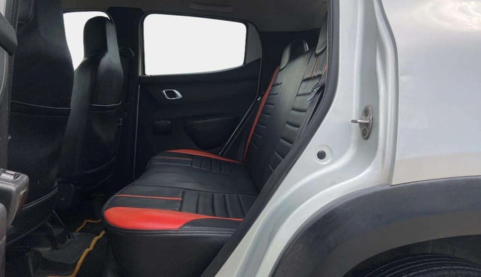 2019 Renault Kwid RXT 0.8 (O), Petrol, Manual, 63,315 km, Right Side Rear Door Cabin