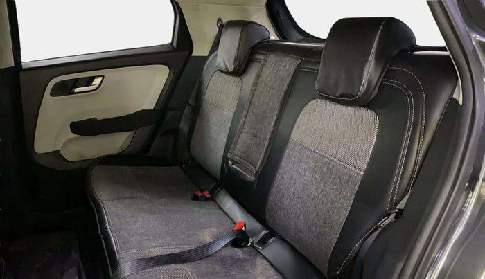 2024 Tata ALTROZ XZ PLUS O SUNROOF CNG, CNG, Manual, 1,706 km, Right Side Rear Door Cabin