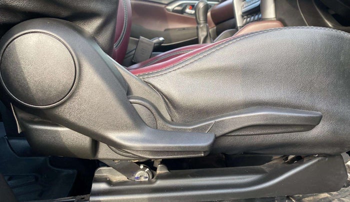 2024 Maruti Grand Vitara DELTA SMART HYBRID, Petrol, Manual, 23,190 km, Driver Side Adjustment Panel