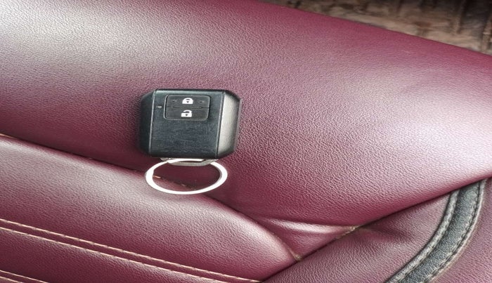 2024 Maruti Grand Vitara DELTA SMART HYBRID, Petrol, Manual, 23,190 km, Key Close Up