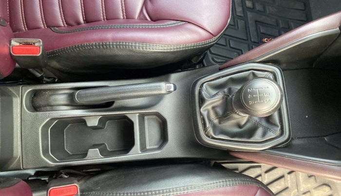 2024 Maruti Grand Vitara DELTA SMART HYBRID, Petrol, Manual, 23,190 km, Gear Lever