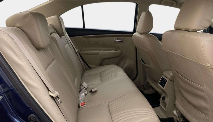 2022 Maruti Ciaz ZETA 1.5 SHVS MT PETROL, Petrol, Manual, 35,318 km, Right Side Rear Door Cabin