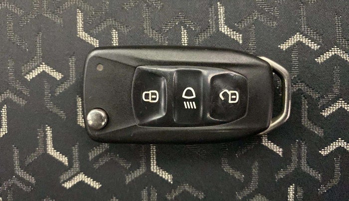 2021 Tata Tiago XZ PETROL, Petrol, Manual, 19,850 km, Key Close Up