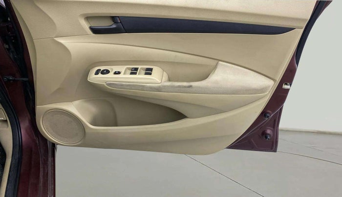 2013 Honda City 1.5L I-VTEC S MT, Petrol, Manual, 1,17,692 km, Driver Side Door Panels Control