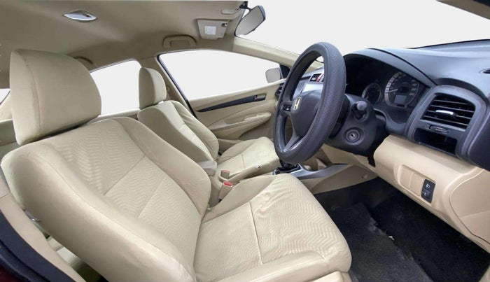 2013 Honda City 1.5L I-VTEC S MT, Petrol, Manual, 1,17,692 km, Right Side Front Door Cabin