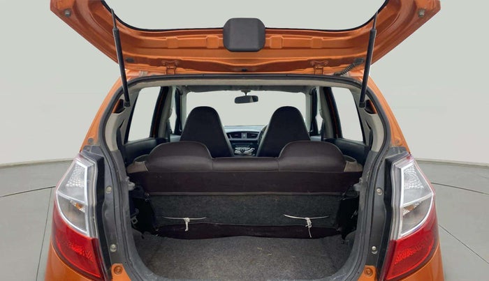 2015 Maruti Alto K10 VXI, Petrol, Manual, 1,09,480 km, Boot Open Zoomed View