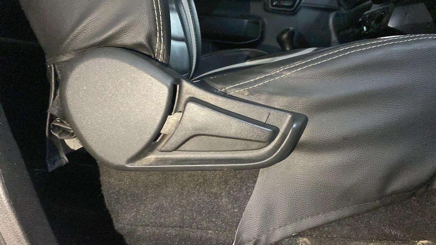 2021 Maruti S PRESSO VXI, Petrol, Manual, 28,584 km, Driver Side Adjustment Panel