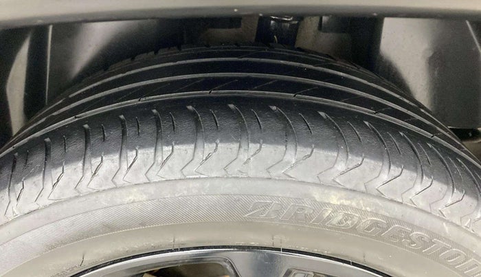 2022 Jeep Compass NIGHT EAGLE (O) 1.4 PETROL DCT, Petrol, Automatic, 47,064 km, Left Rear Tyre Tread